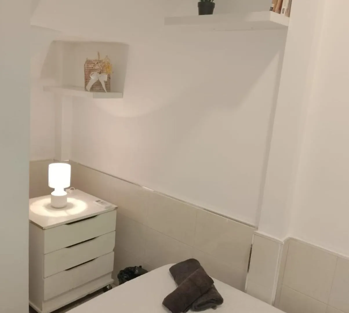 Habitacion Individual 2 Seville 0*,  Spain